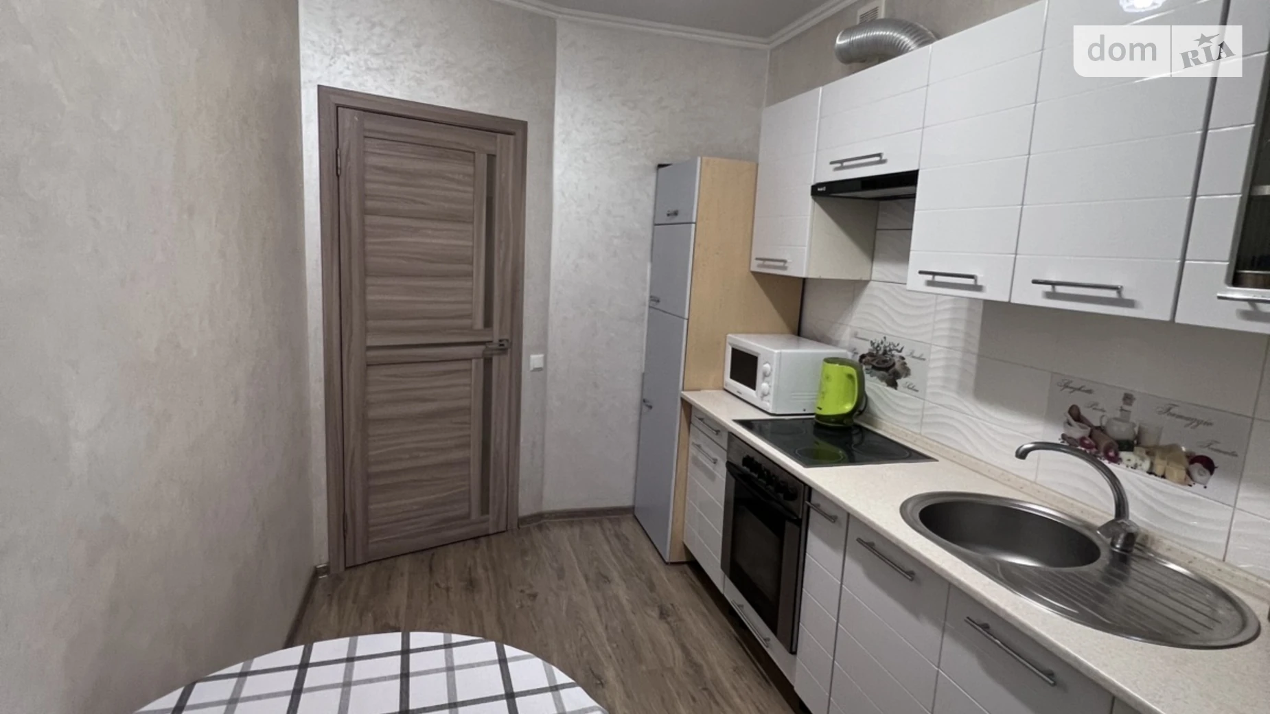 Продається 1-кімнатна квартира 40.6 кв. м у Вінниці, вул. Академіка Янгеля, 6К корпус 1 - фото 3