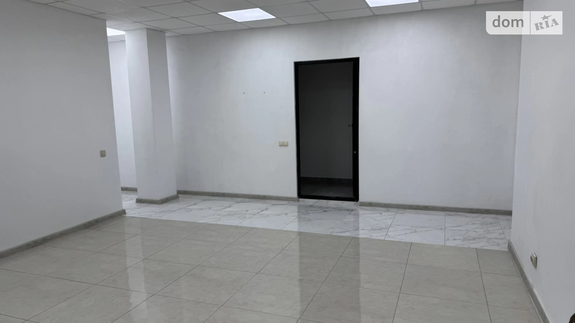 Сдается в аренду офис 45 кв. м в бизнес-центре, цена: 8000 грн - фото 2