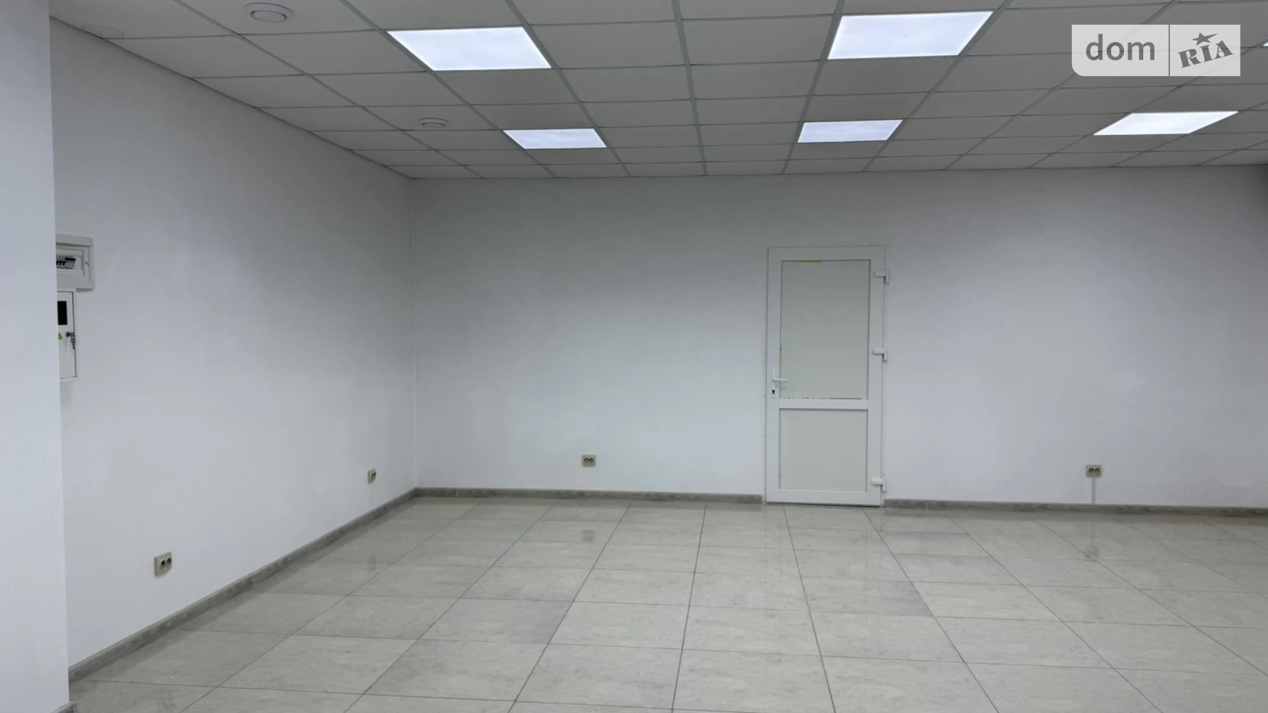 Сдается в аренду офис 45 кв. м в бизнес-центре, цена: 8000 грн - фото 3