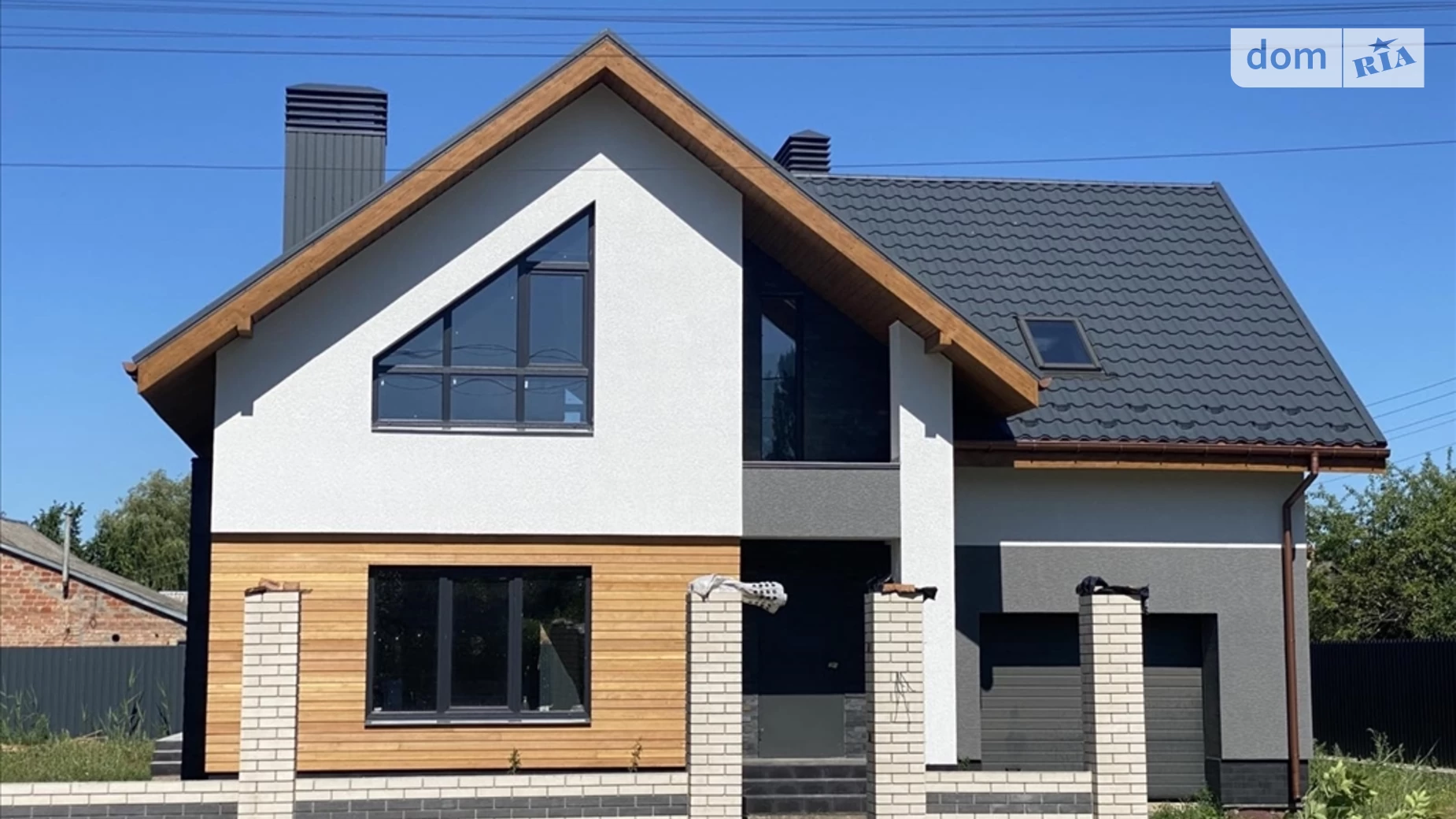 Продается дом на 2 этажа 205 кв. м с баней/сауной, цена: 210000 $ - фото 2