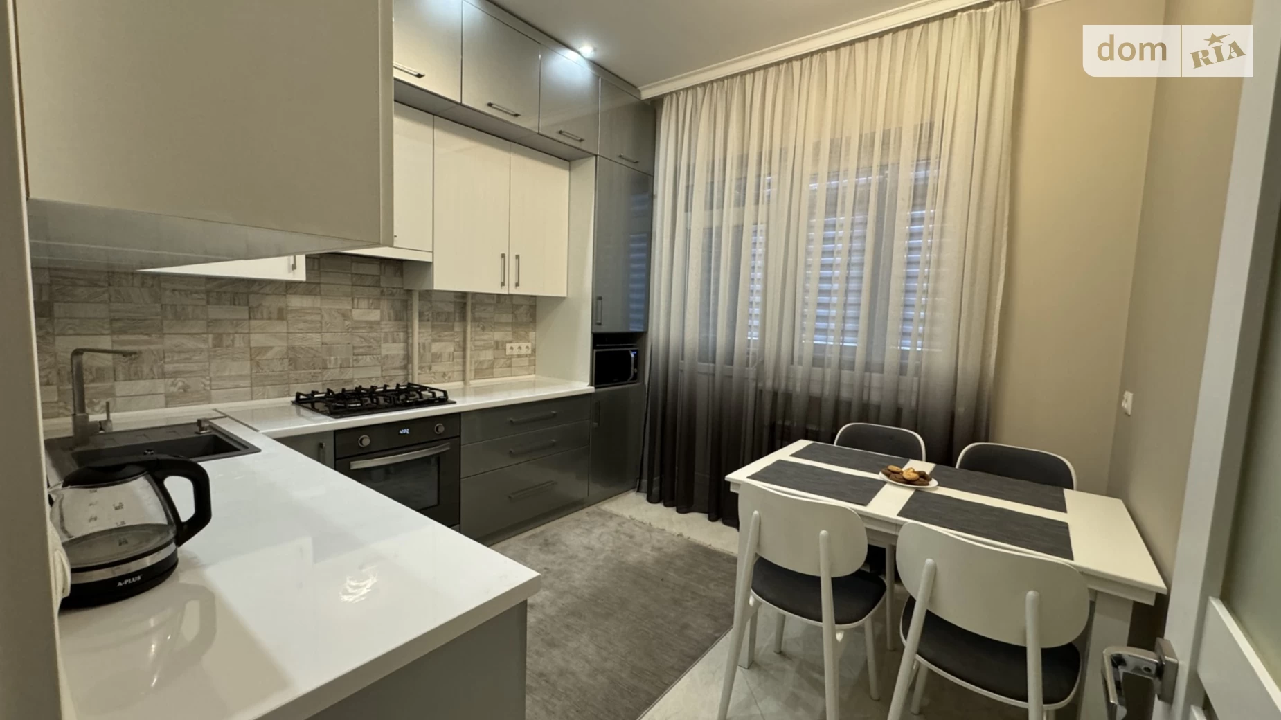 Здається в оренду 1-кімнатна квартира 46 кв. м у, цена: 450 $ - фото 2