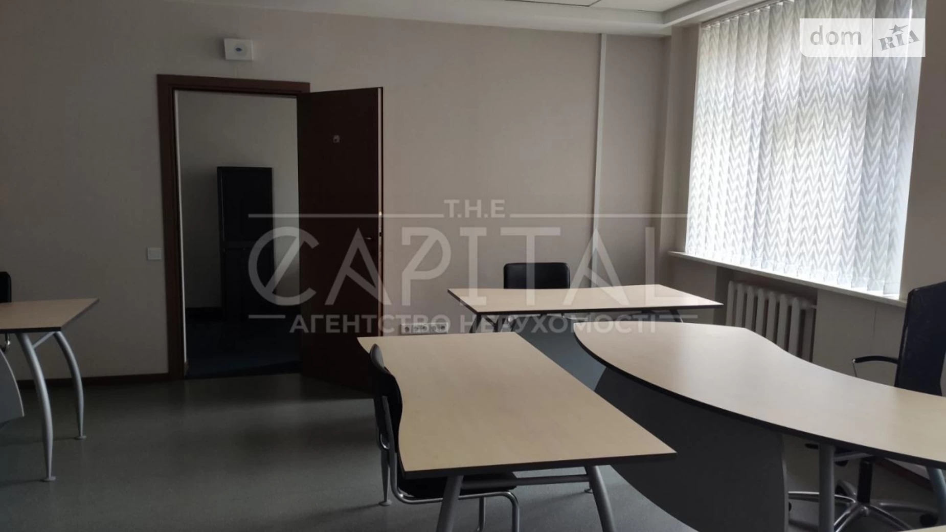 Сдается в аренду офис 207 кв. м в бизнес-центре, цена: 3726 $ - фото 3
