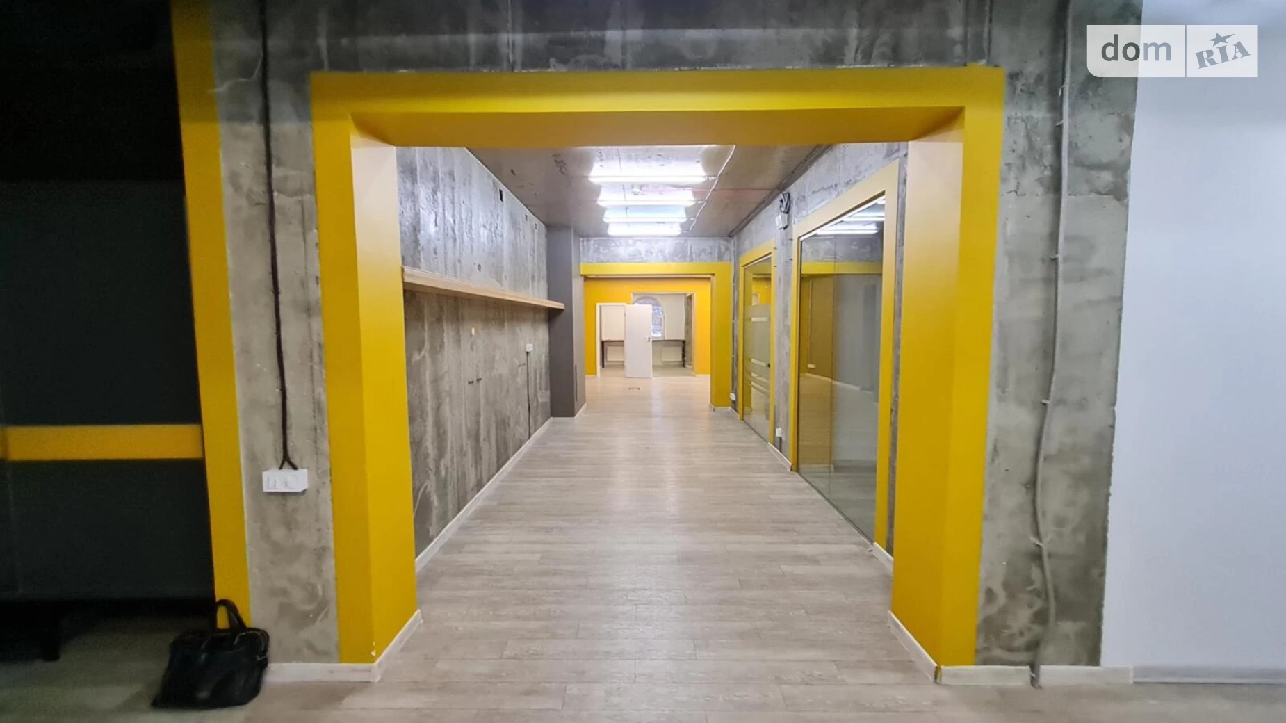 Сдается в аренду офис 312 кв. м в бизнес-центре, цена: 202800 грн - фото 3