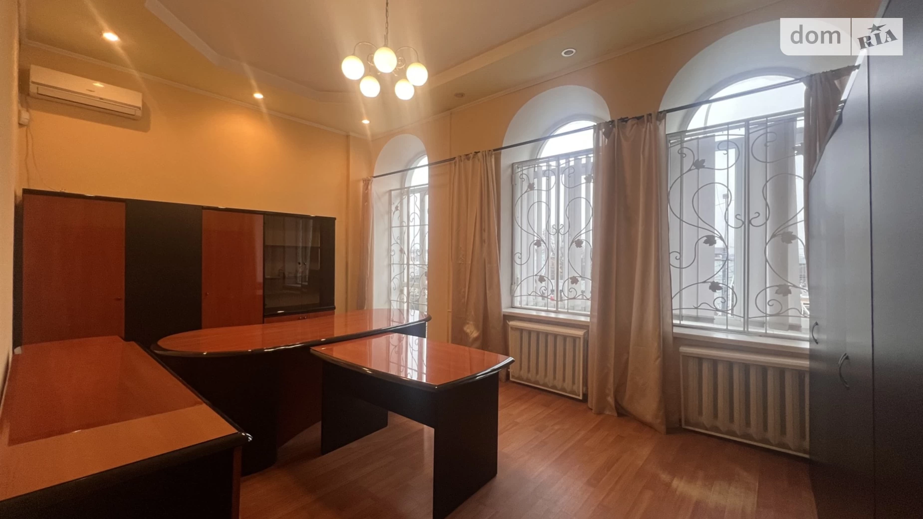 Сдается в аренду офис 55 кв. м в бизнес-центре, цена: 18000 грн - фото 2
