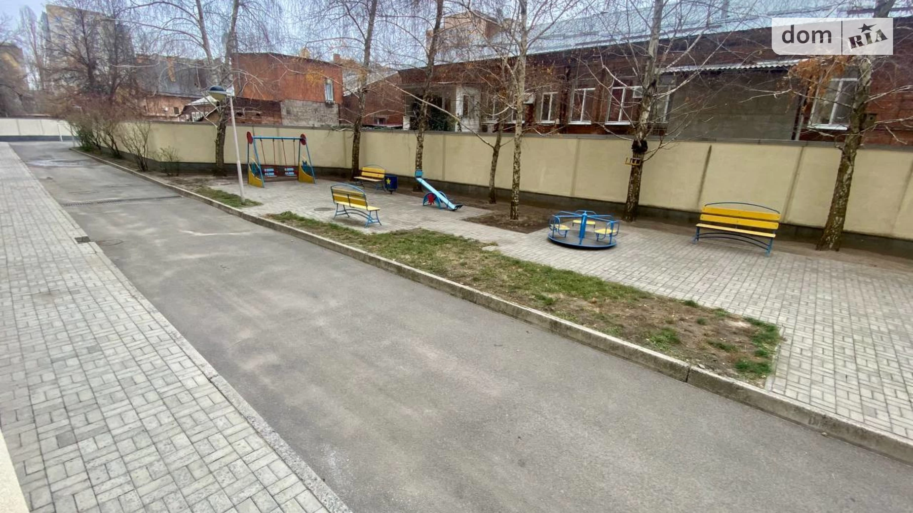 Продается 4-комнатная квартира 120 кв. м в Днепре, ул. Левка Лукьяненко, 21А - фото 2