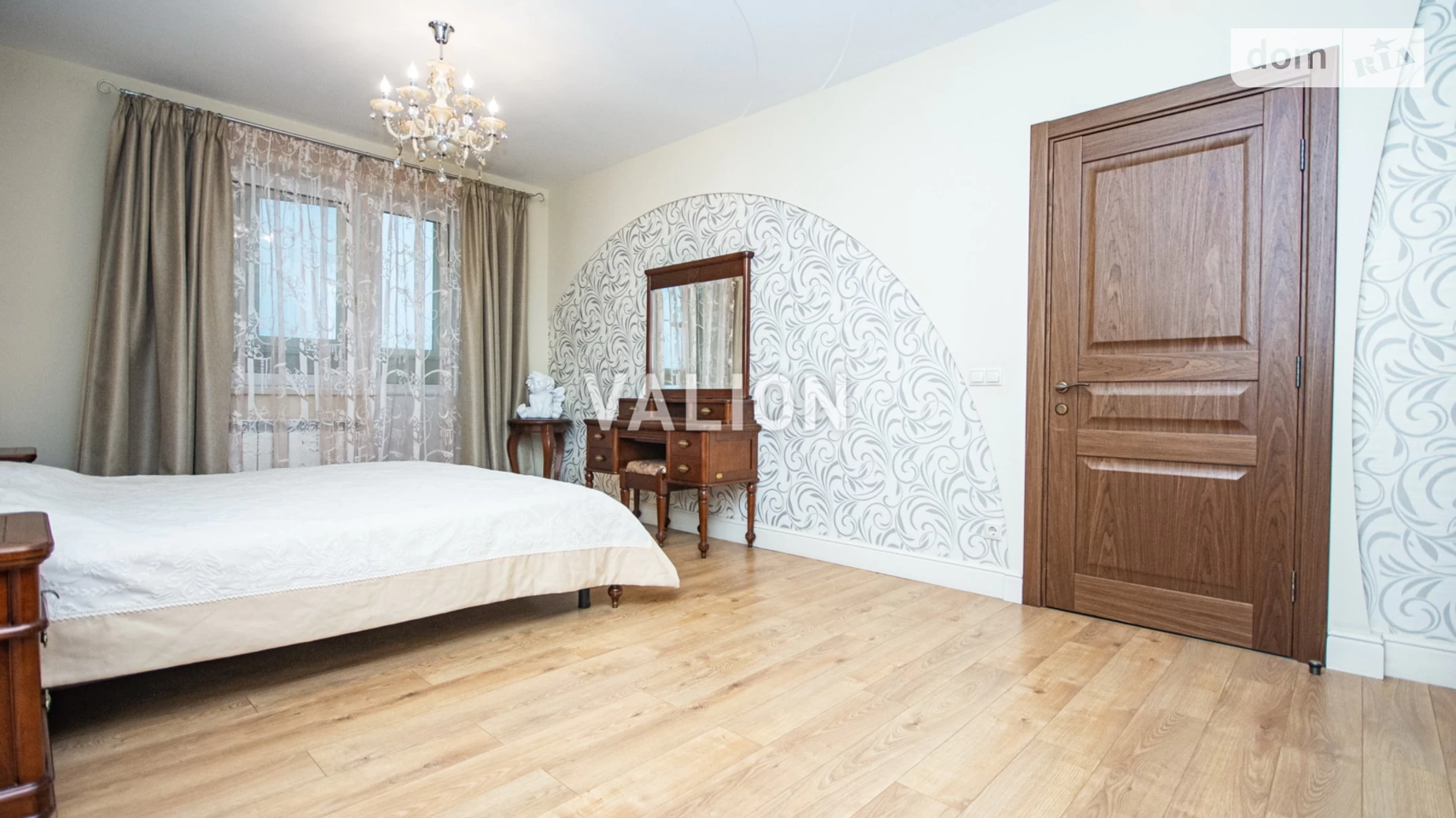 Продается 2-комнатная квартира 94.7 кв. м в Киеве, просп. Николая  Бажана, 1М - фото 2