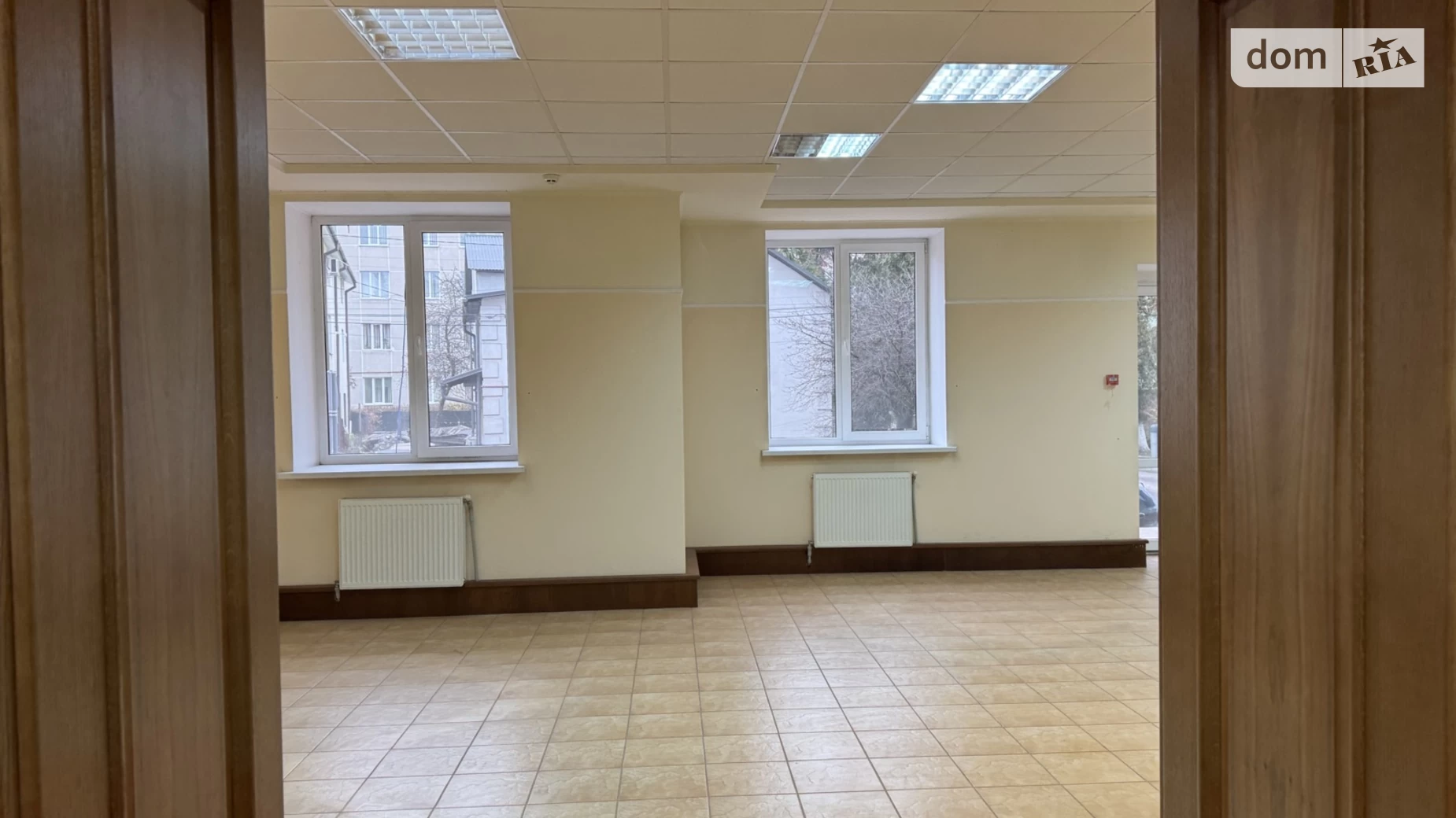 Продається приміщення вільного призначення 267 кв. м в 9-поверховій будівлі, цена: 220000 $ - фото 2