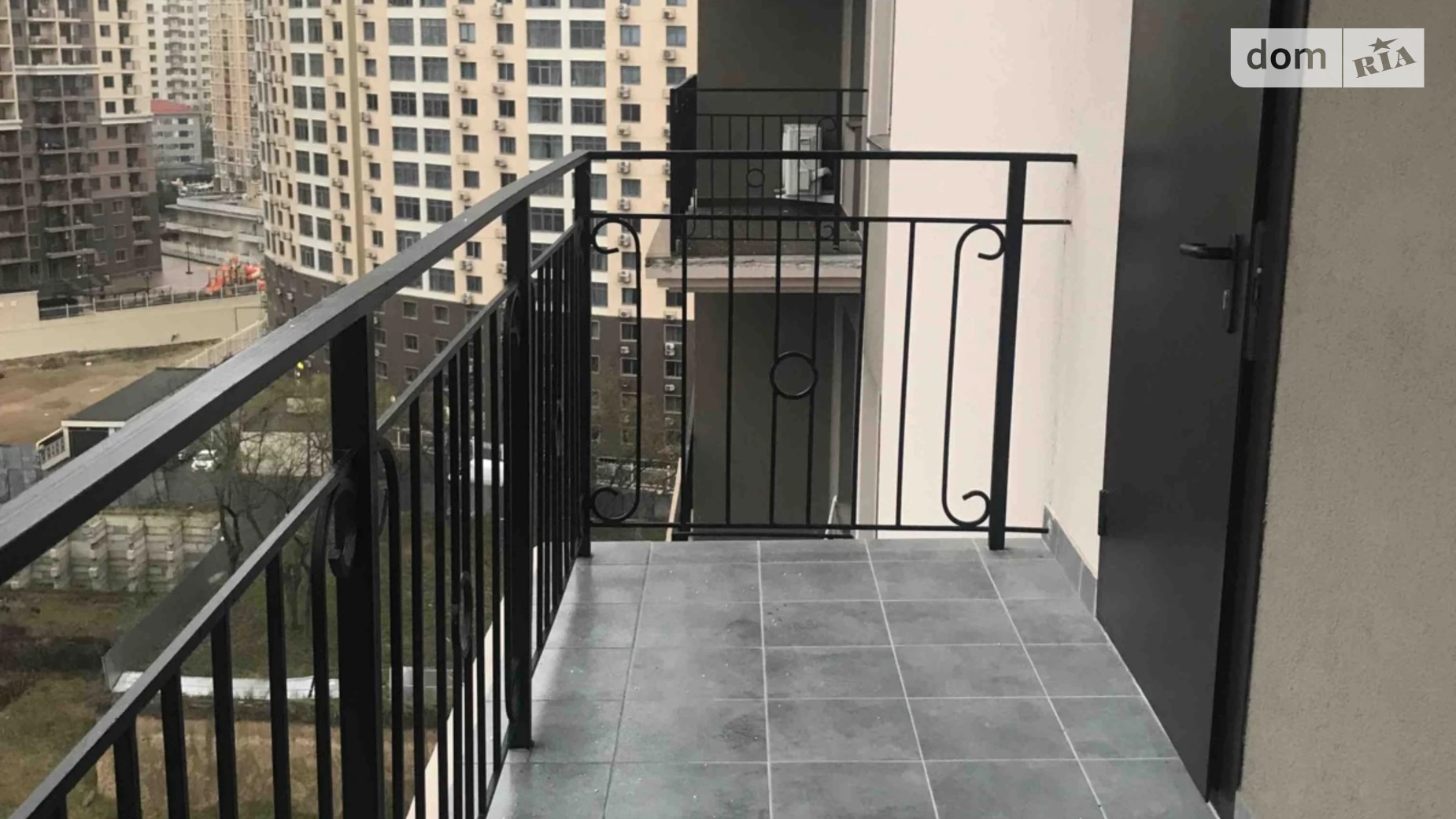 Продается 1-комнатная квартира 43 кв. м в Одессе, ул. Генуэзская, 1/1 - фото 4