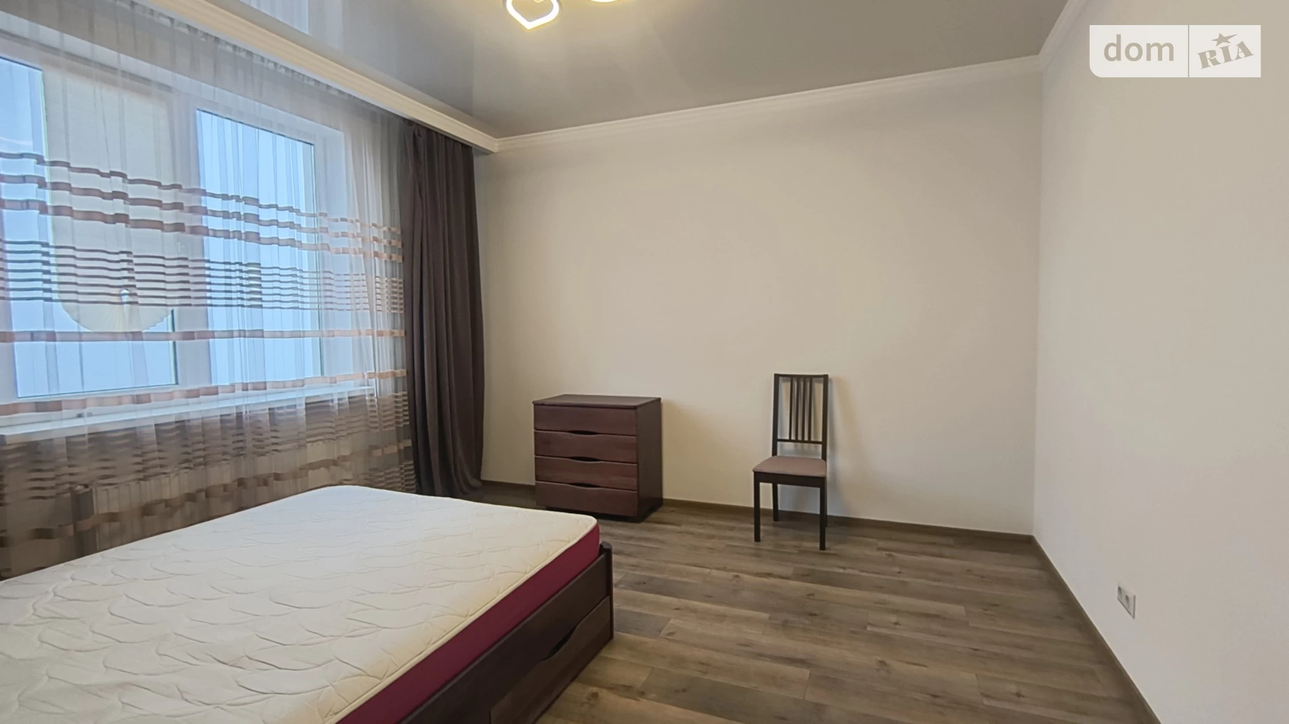 Продається 1-кімнатна квартира 43 кв. м у Одесі, вул. Середньофонтанська, 35 - фото 2