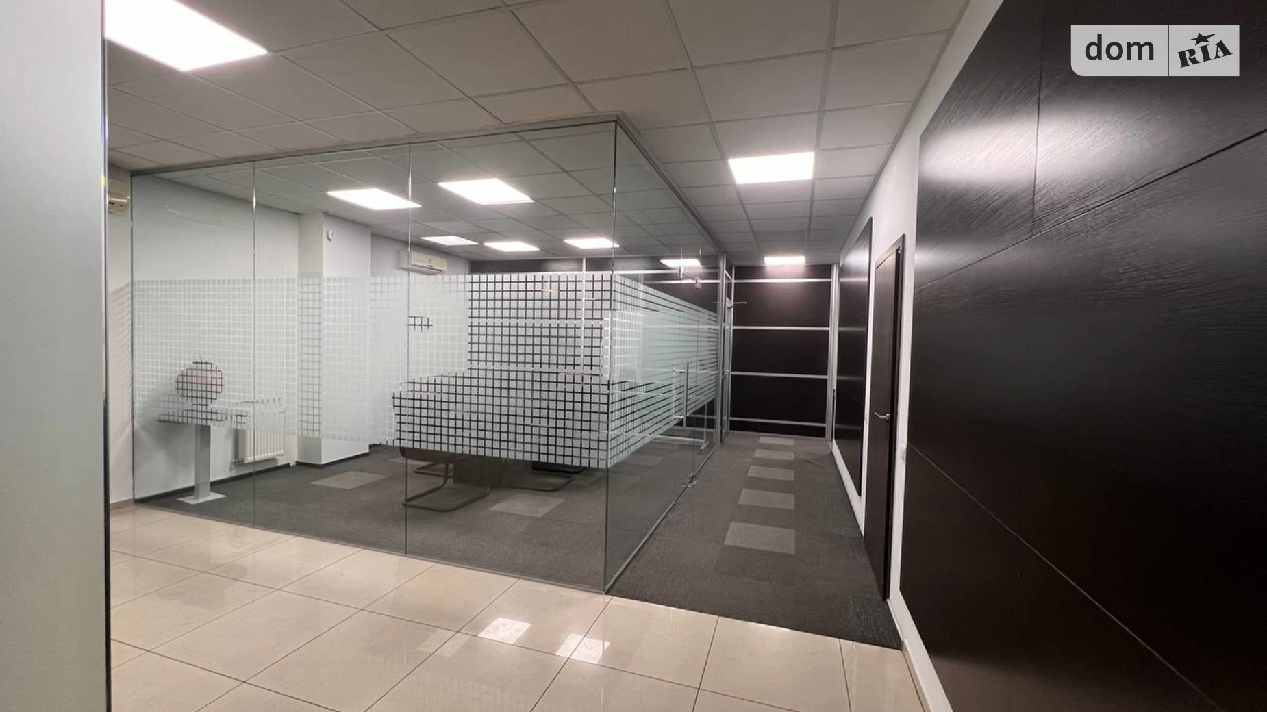 Здається в оренду офіс 200 кв. м в бізнес-центрі, цена: 1700 $ - фото 5