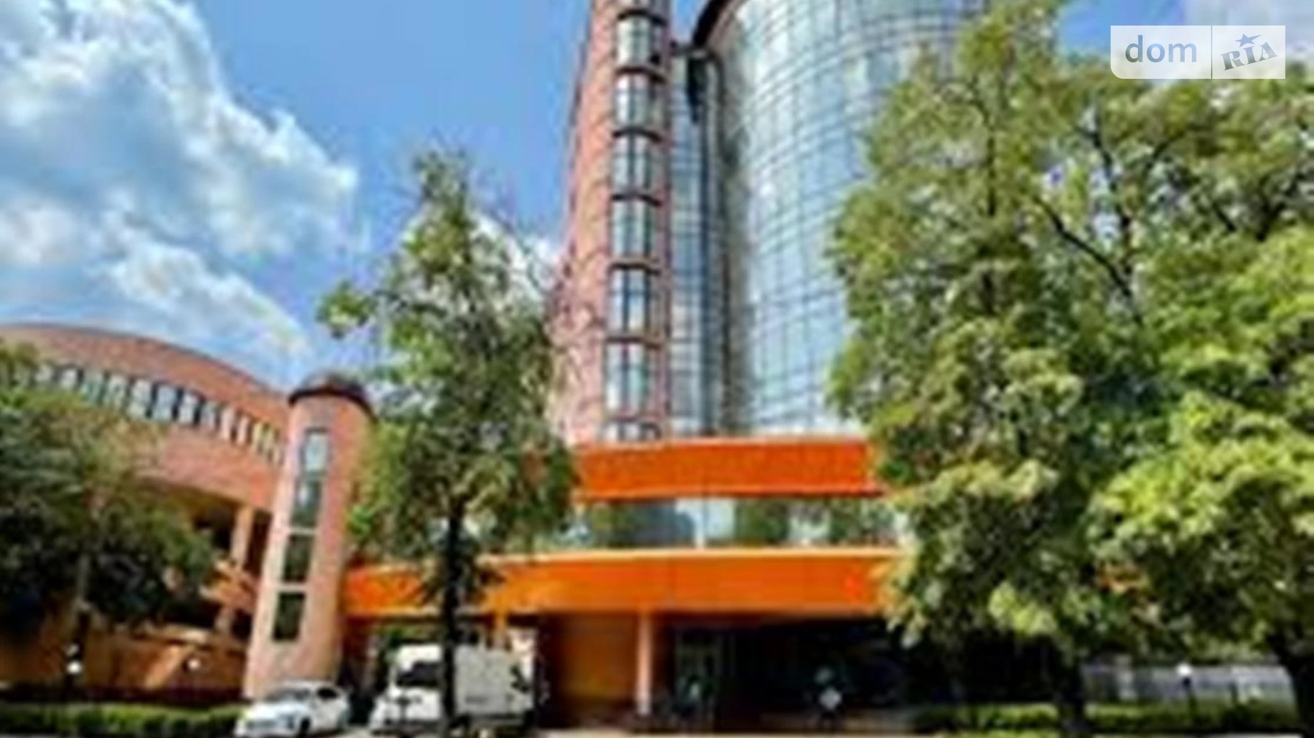 Здається в оренду офіс 116 кв. м в бізнес-центрі, цена: 1300 $ - фото 2