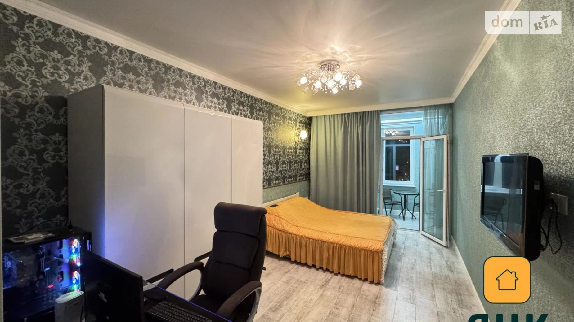 Продается 2-комнатная квартира 78 кв. м в Одессе, ул. Литературная, 8 - фото 3