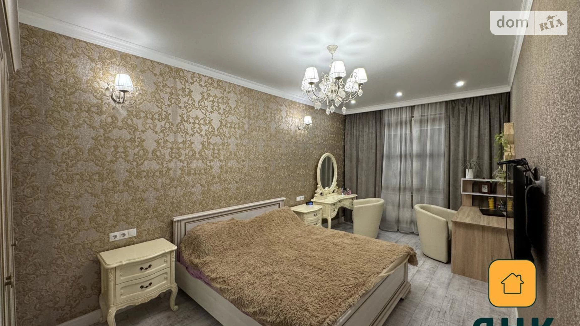Продается 2-комнатная квартира 78 кв. м в Одессе, ул. Литературная, 8 - фото 4