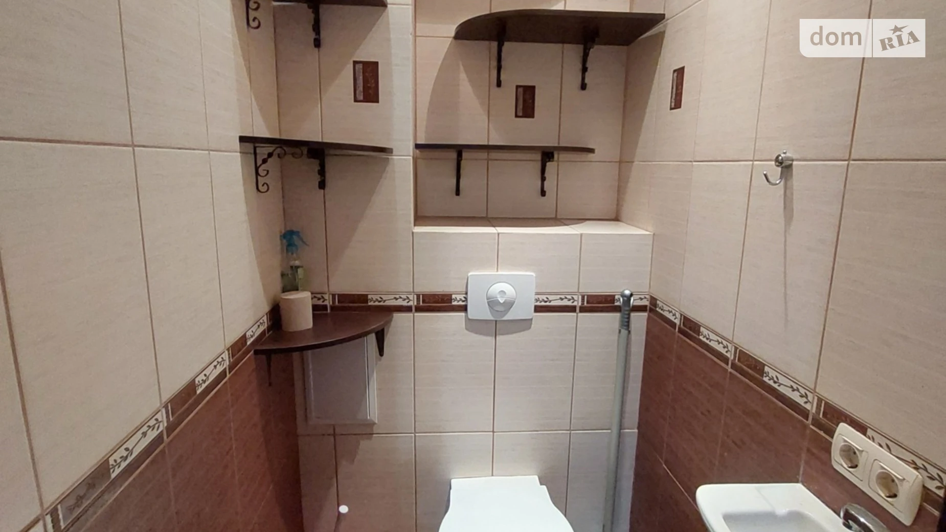 ул. Юлии Здановской(Михаила Ломоносова), 54 Голосеевский Киев Выставочный центр - фото 3