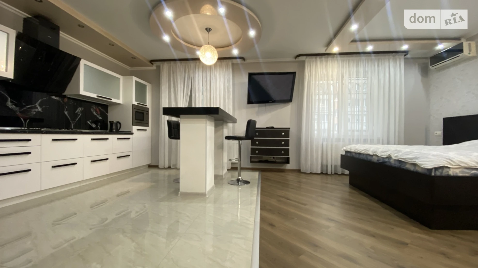 Сдается в аренду 1-комнатная квартира 43 кв. м в Виннице, ул. Анатолия Бортняка - фото 2