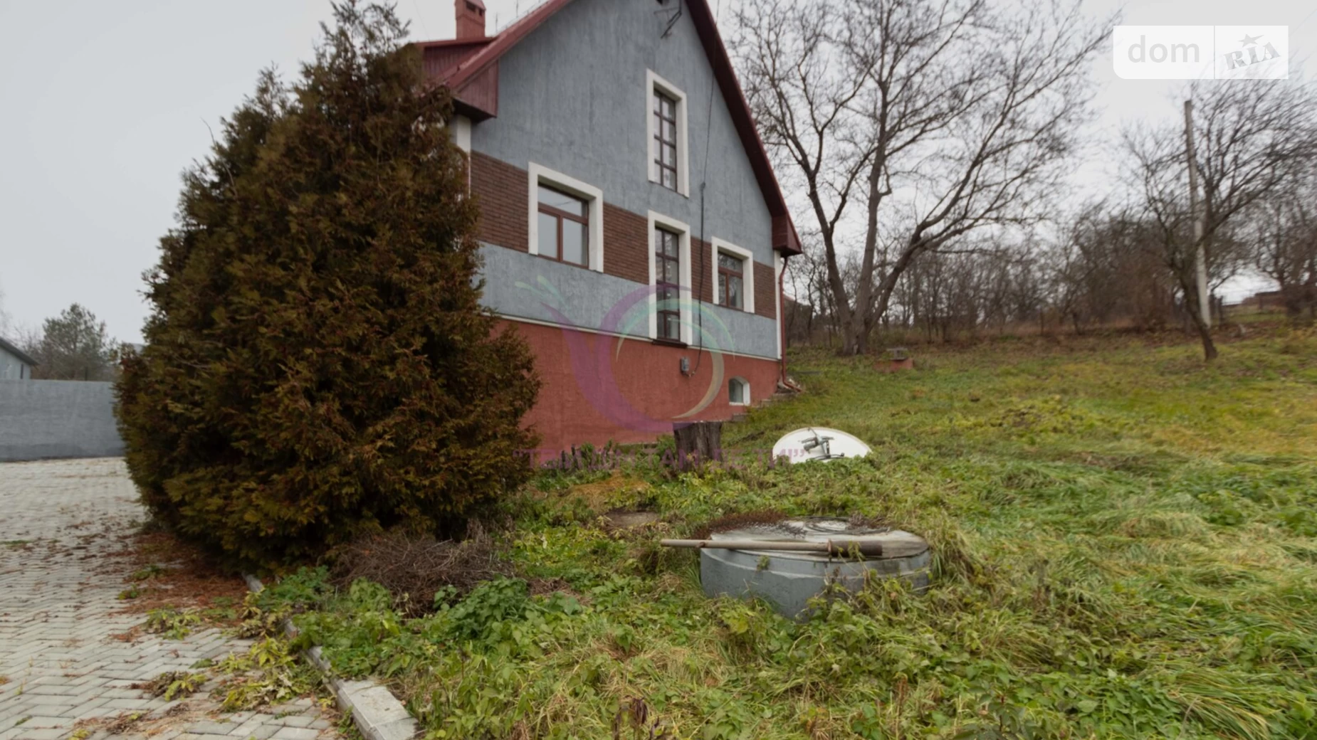 Продается дом на 3 этажа 290 кв. м с балконом, цена: 140000 $ - фото 2