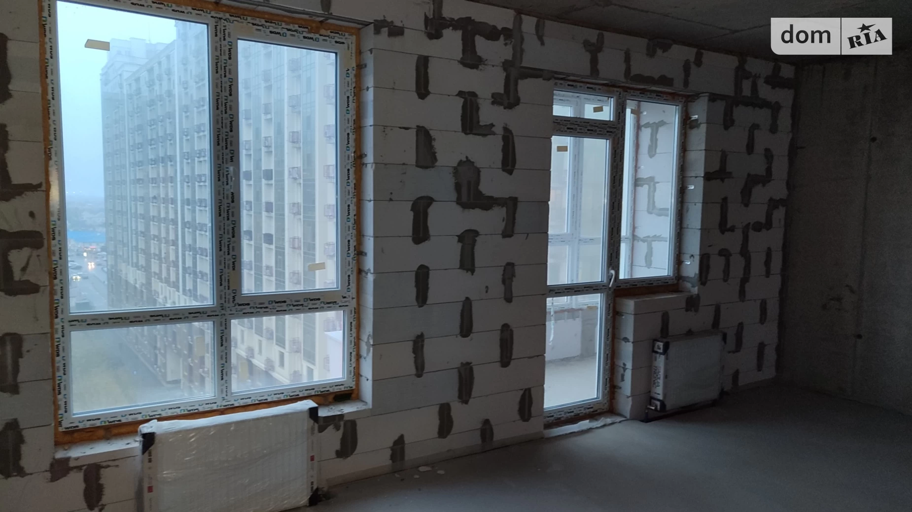 Продается 3-комнатная квартира 85 кв. м в Одессе, просп. Небесной Сотни, 101 - фото 2