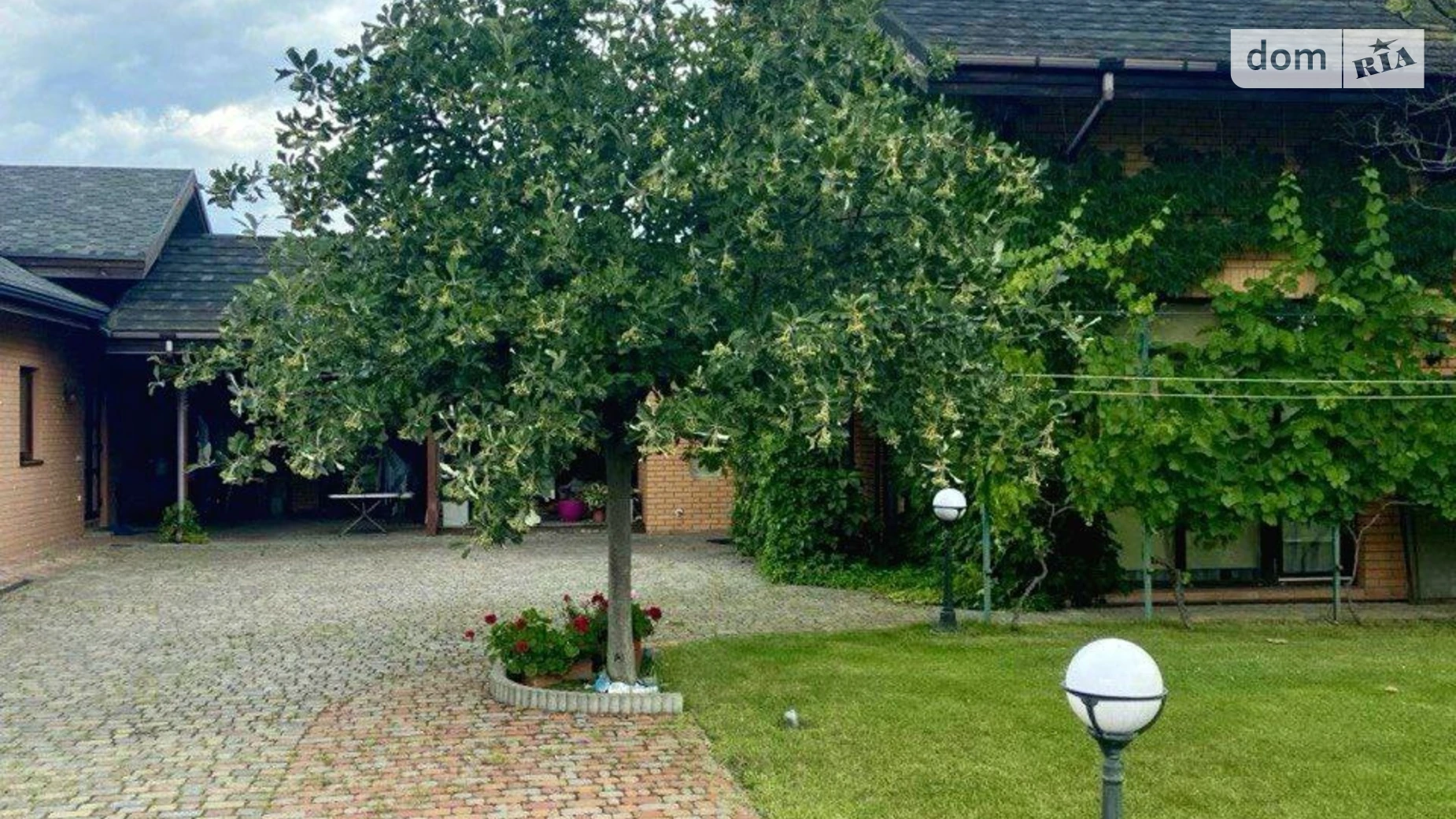 Продается дом на 2 этажа 196.6 кв. м с беседкой, цена: 199999 $ - фото 4