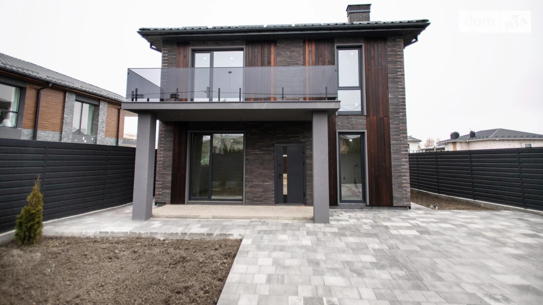 Продается дом на 2 этажа 200 кв. м с садом, цена: 315000 $ - фото 3