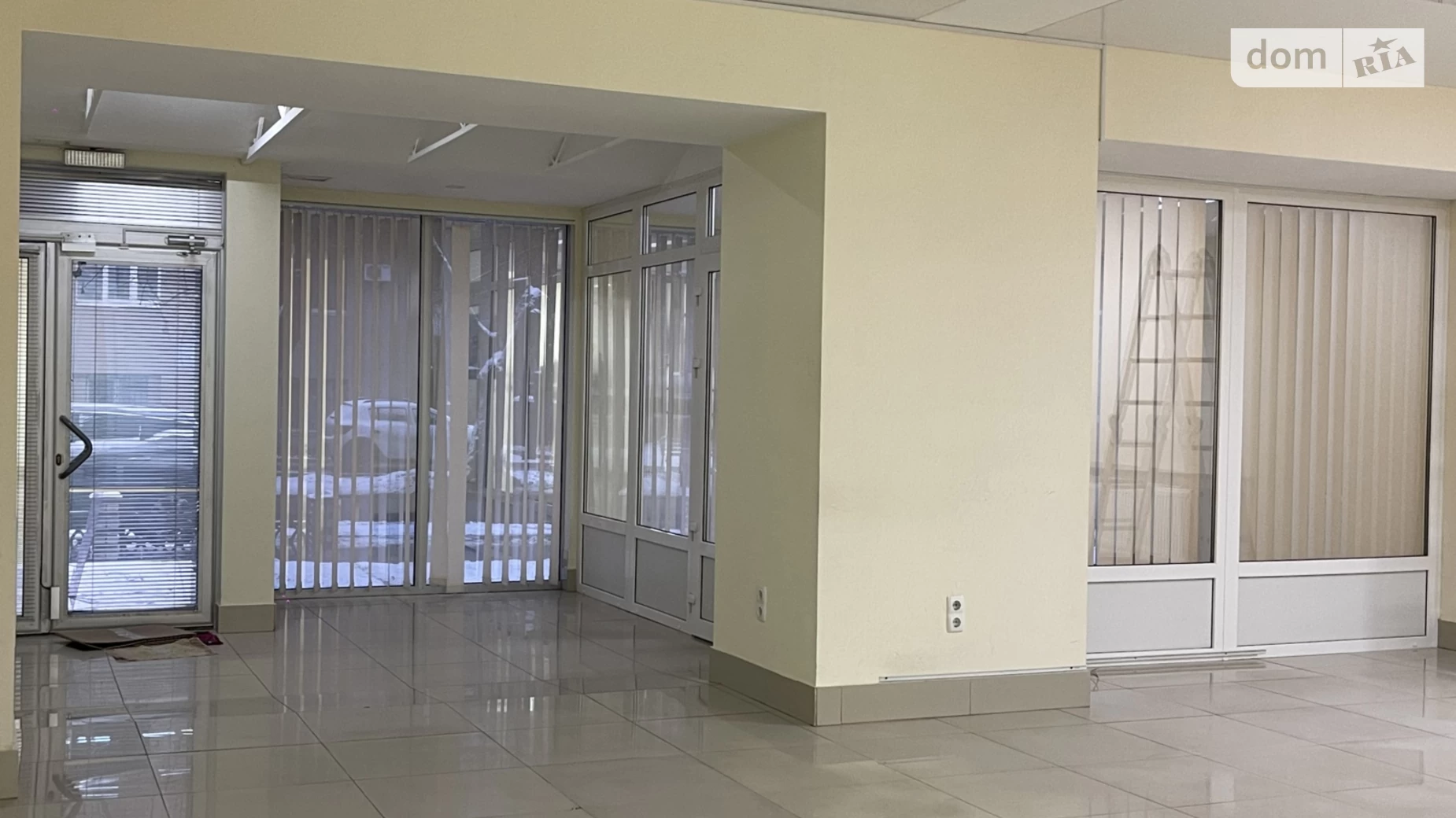 Сдается в аренду офис 140 кв. м в бизнес-центре, цена: 35000 грн - фото 2