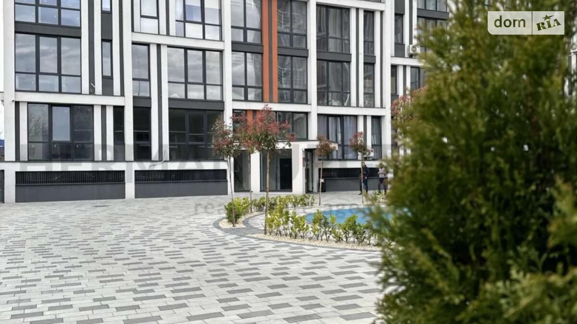 Продається 2-кімнатна квартира 72.5 кв. м у Ужгороді - фото 2