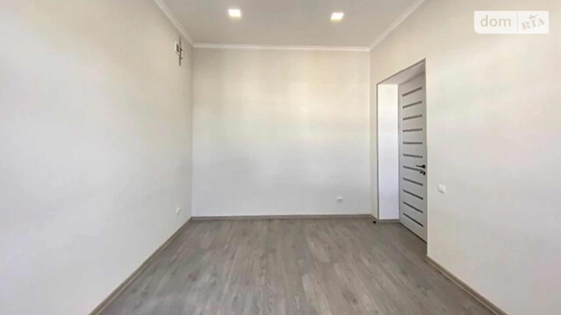 Сдается в аренду офис 120 кв. м в бизнес-центре, цена: 52000 грн - фото 2