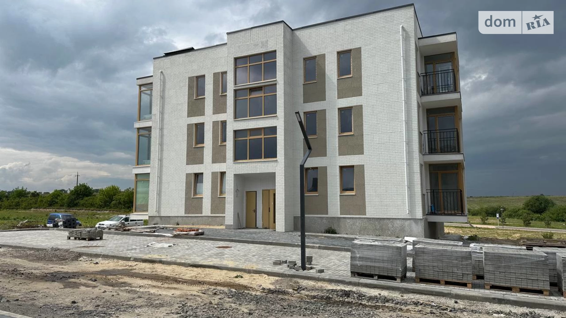 Продається 2-кімнатна квартира 55 кв. м у Рівному, вул. Назара Небожинського(Павлюченка), 2 - фото 2
