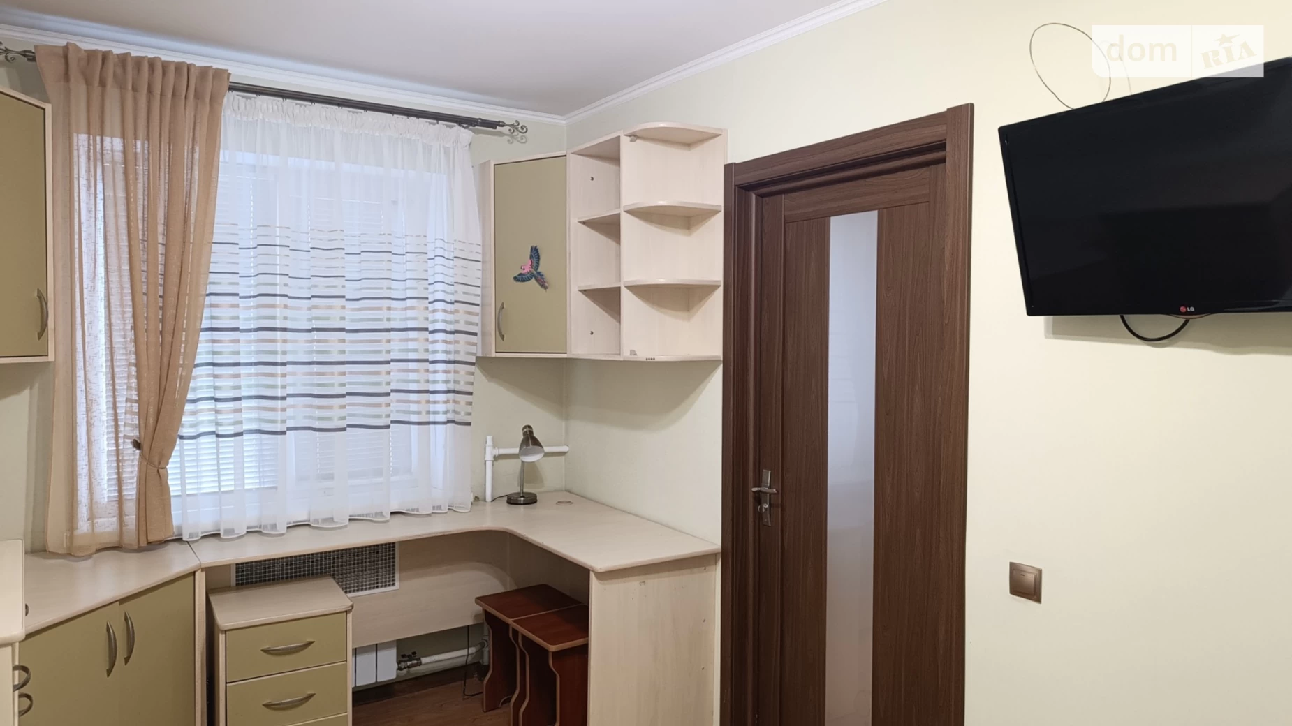 Продається 2-кімнатна квартира 46 кв. м у Кременчуку, цена: 32999 $ - фото 2
