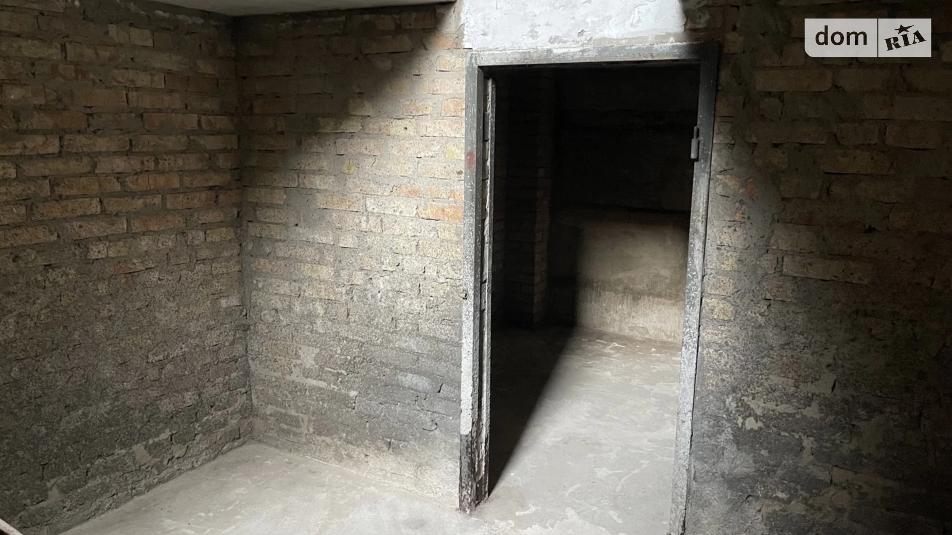 Продается место в гаражном кооперативе под легковое авто на 18.4 кв. м, цена: 18500 $ - фото 4
