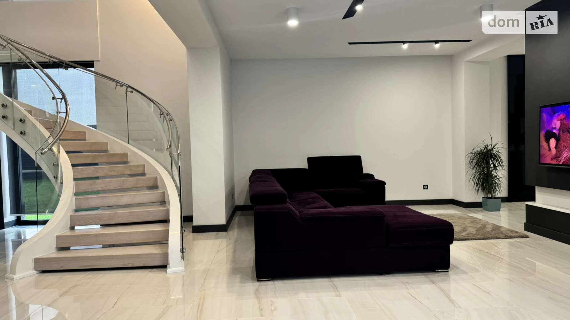 Продается дом на 2 этажа 300 кв. м с террасой, цена: 490000 $ - фото 2