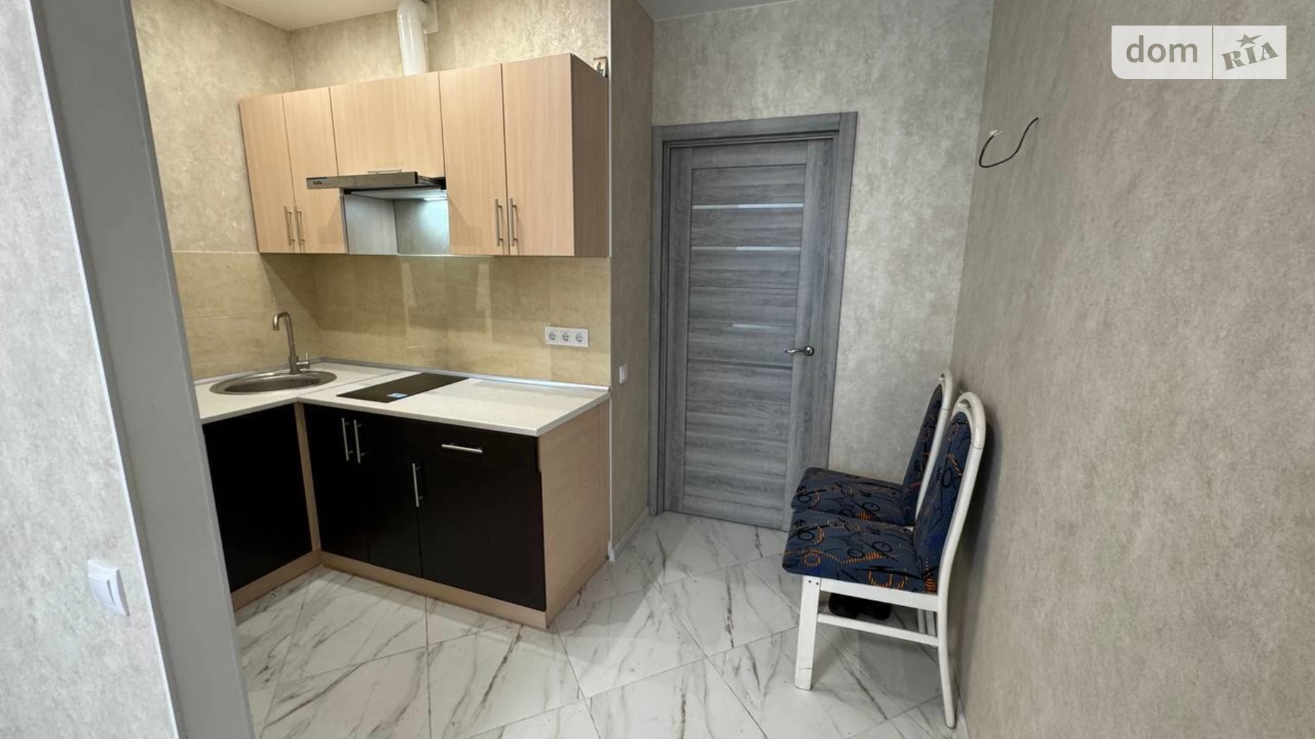 Продается 1-комнатная квартира 26 кв. м в, цена: 28500 $ - фото 2