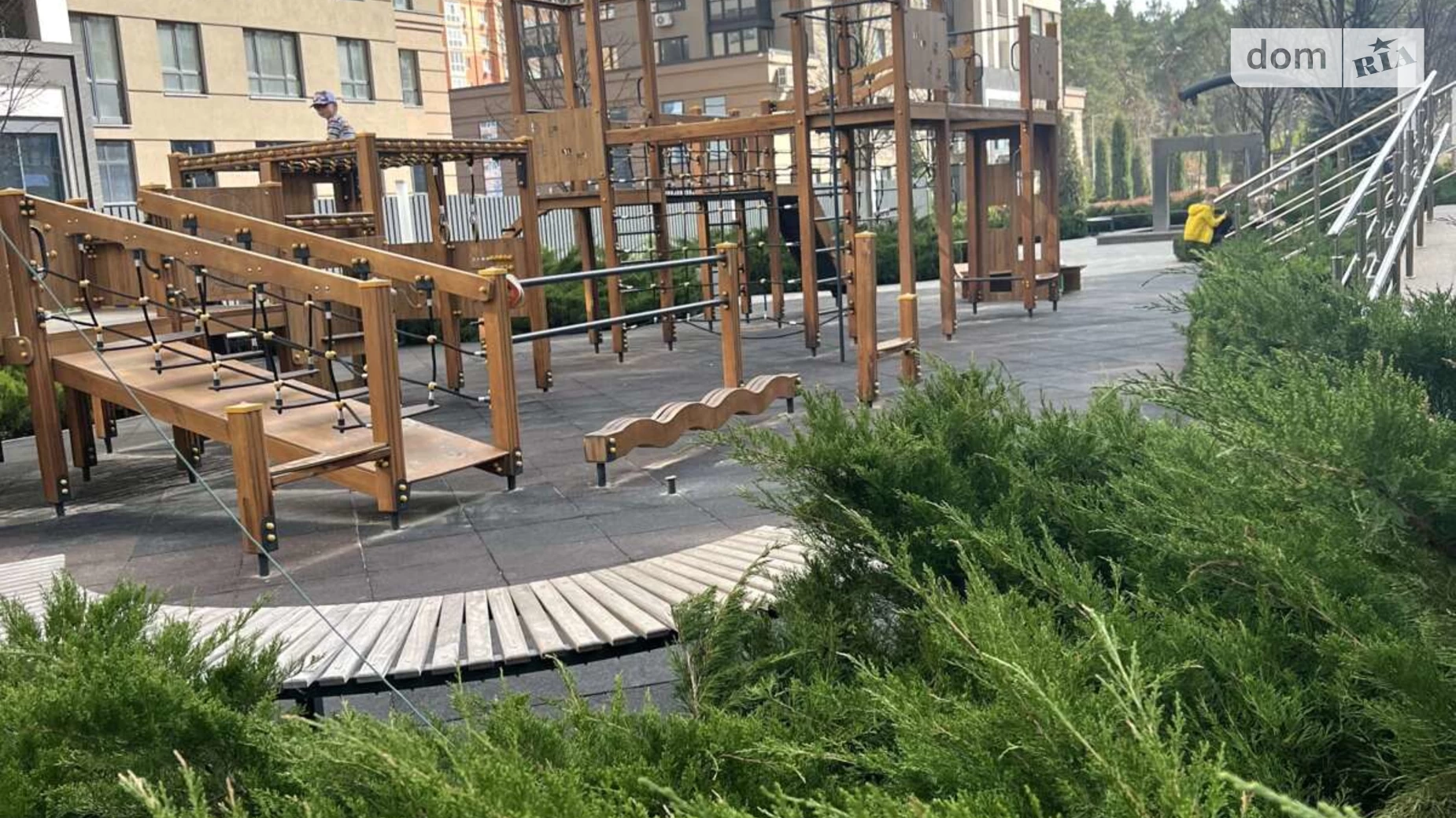 Продается 2-комнатная квартира 63.5 кв. м в Ирпене, ул. Университетская(Карла Маркса), 3/1 - фото 2