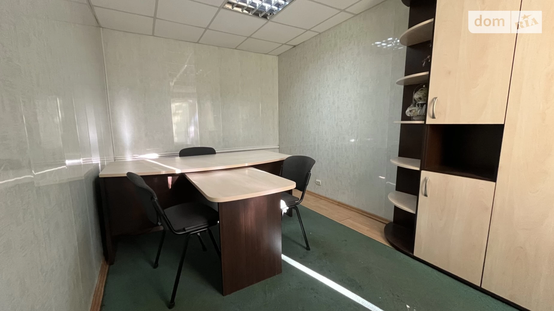 Сдается в аренду офис 12 кв. м в бизнес-центре, цена: 4000 грн - фото 2