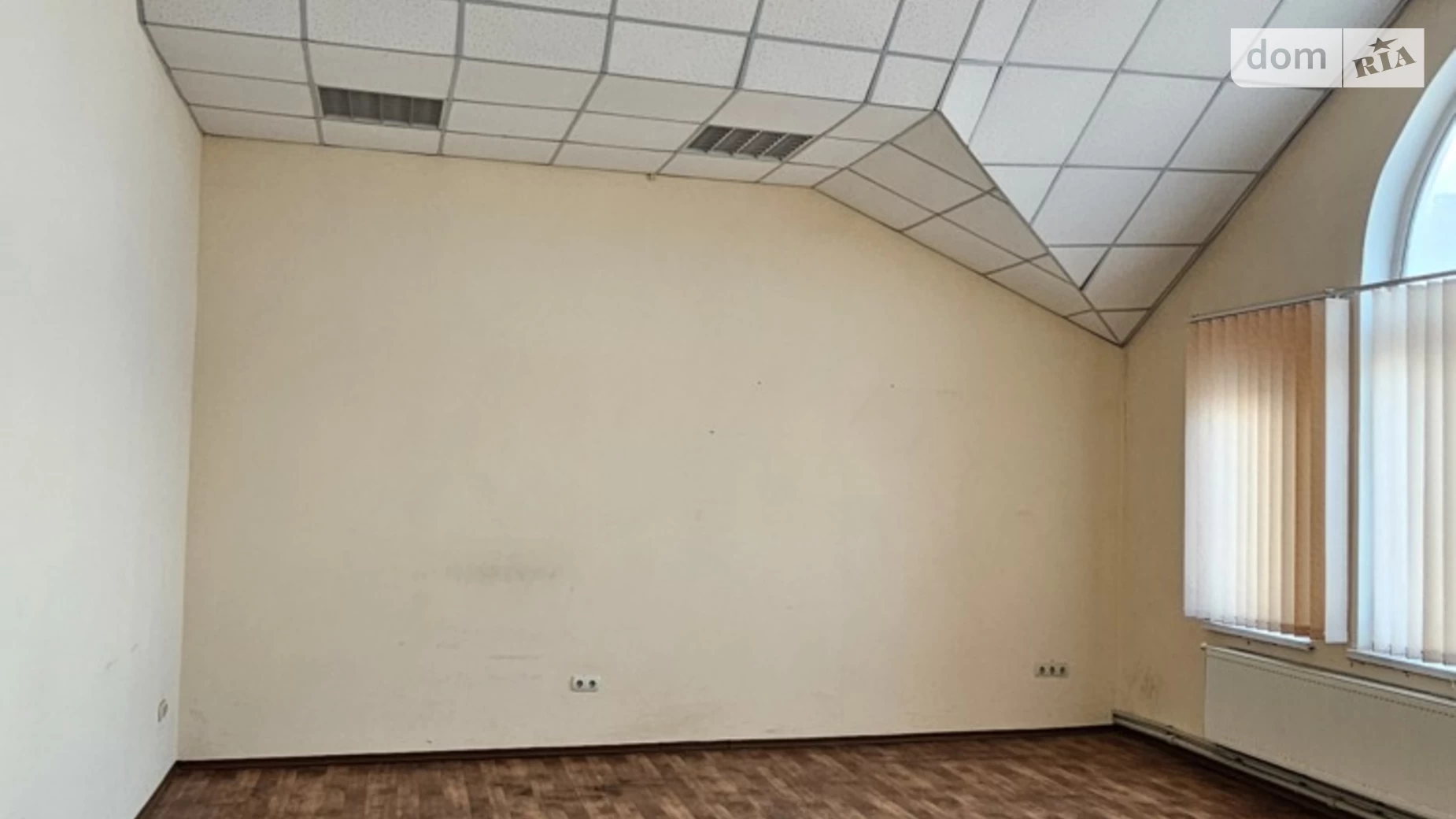 Здається в оренду офіс 38.6 кв. м в бізнес-центрі, цена: 6948 грн - фото 5