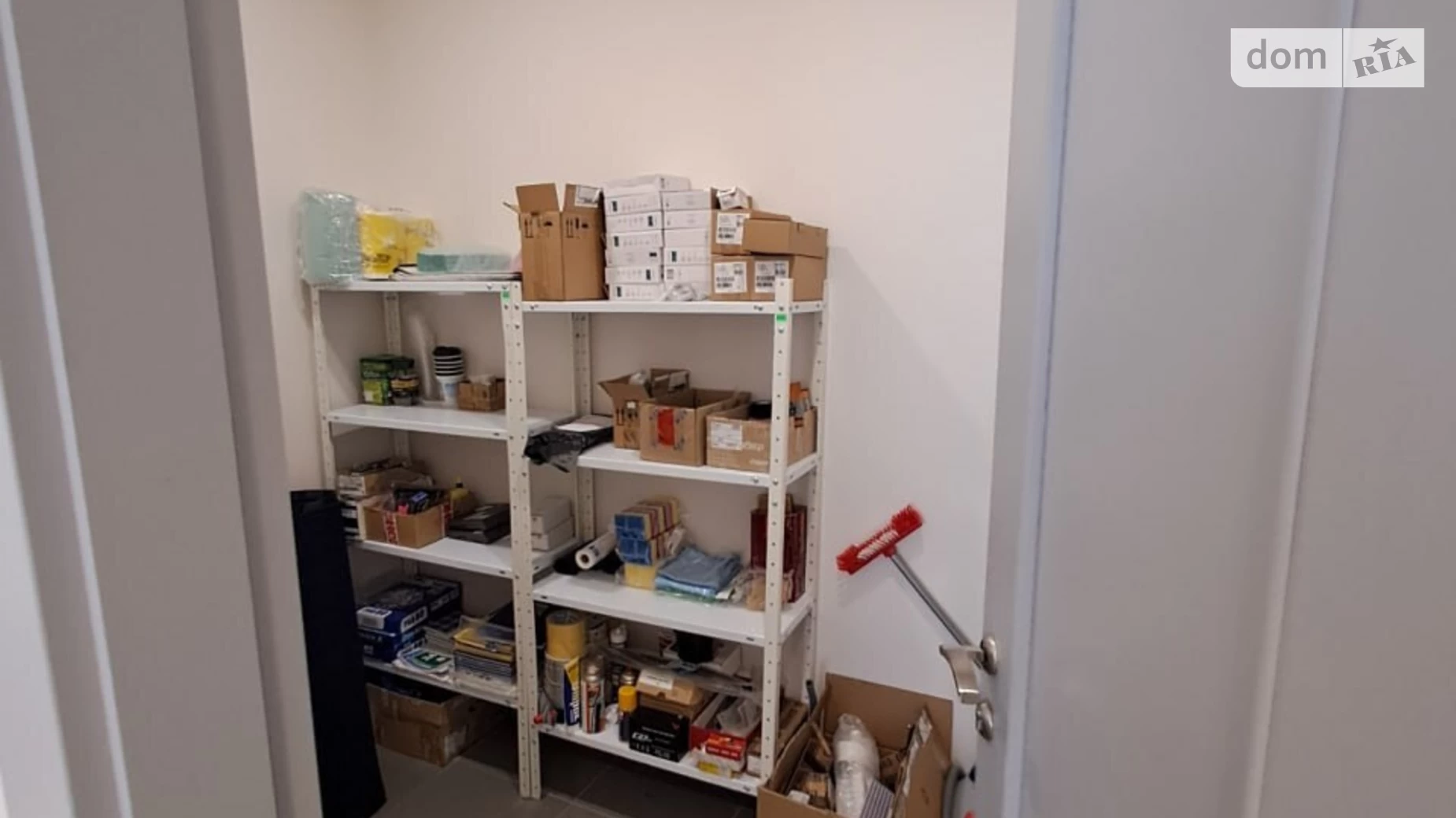 Продается офис 45 кв. м в бизнес-центре, цена: 54600 $ - фото 4