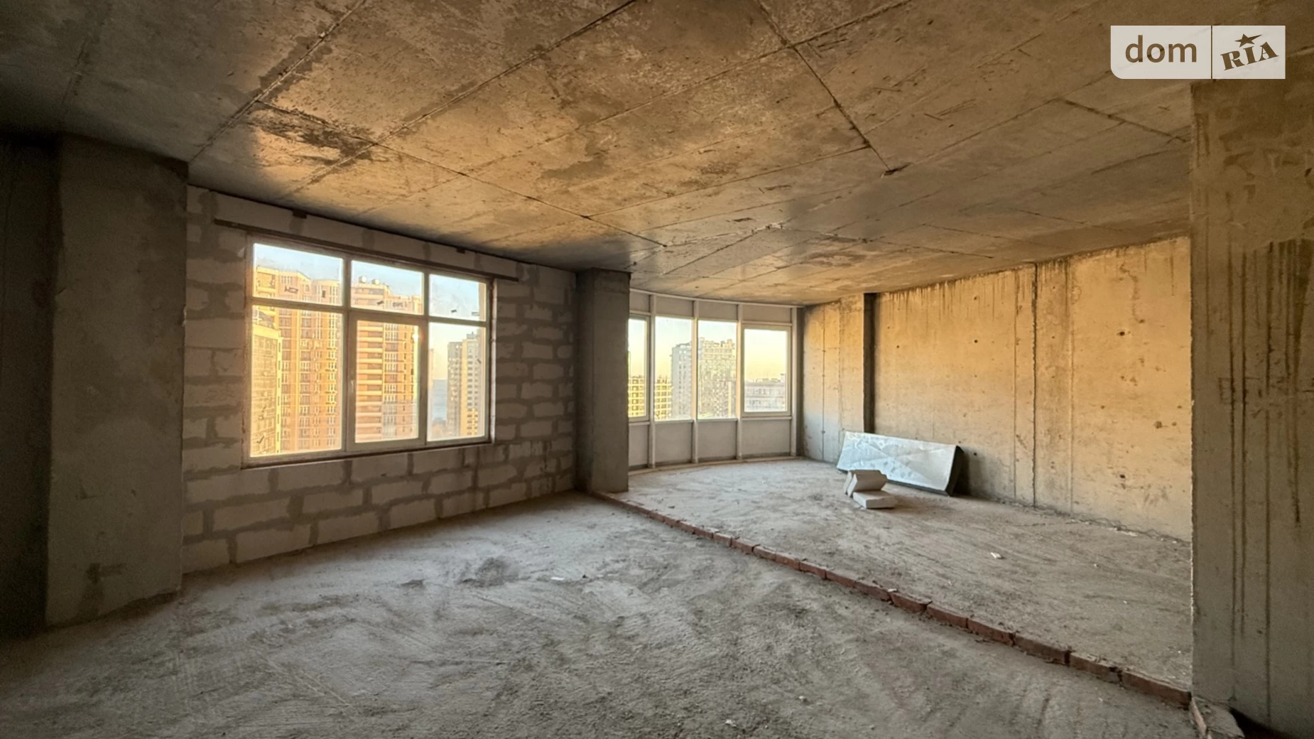 Продается 2-комнатная квартира 85.2 кв. м в Одессе, ул. Генуэзская, 5 - фото 3
