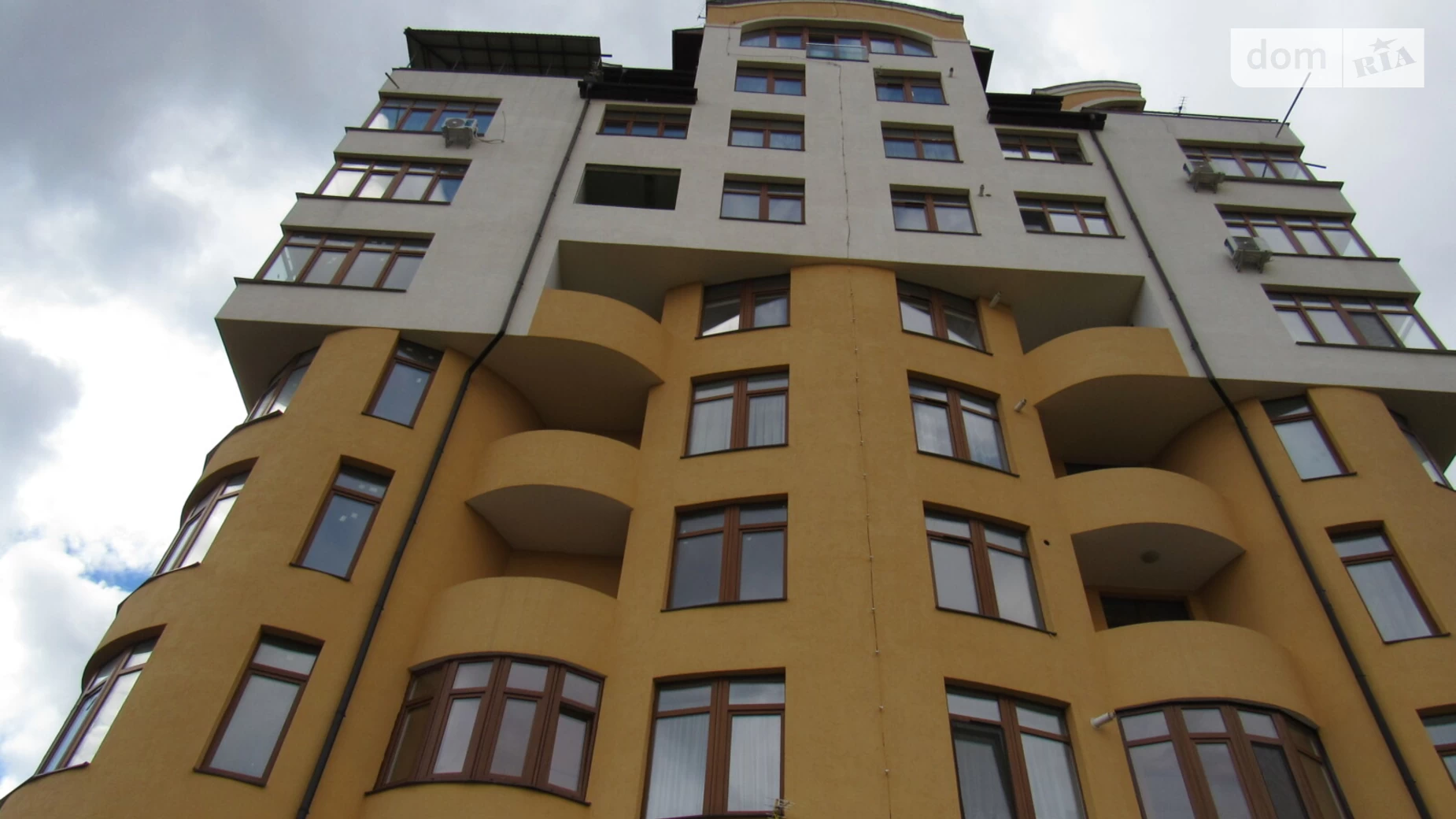 Продается 2-комнатная квартира 96 кв. м в Трускавце, ул. Роксоланы, 16 - фото 2