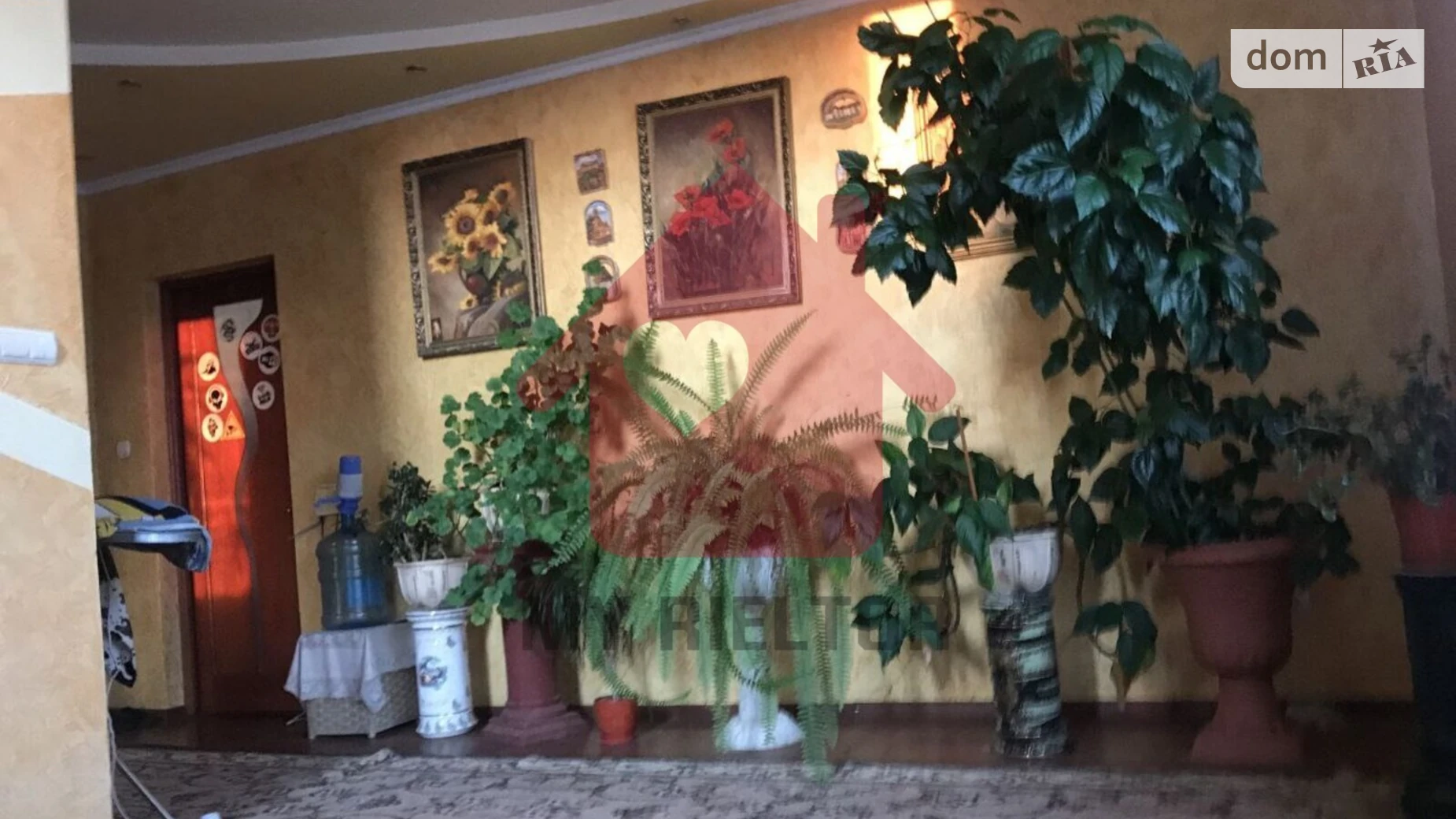 Продается дом на 3 этажа 428 кв. м с бассейном, цена: 525000 € - фото 3