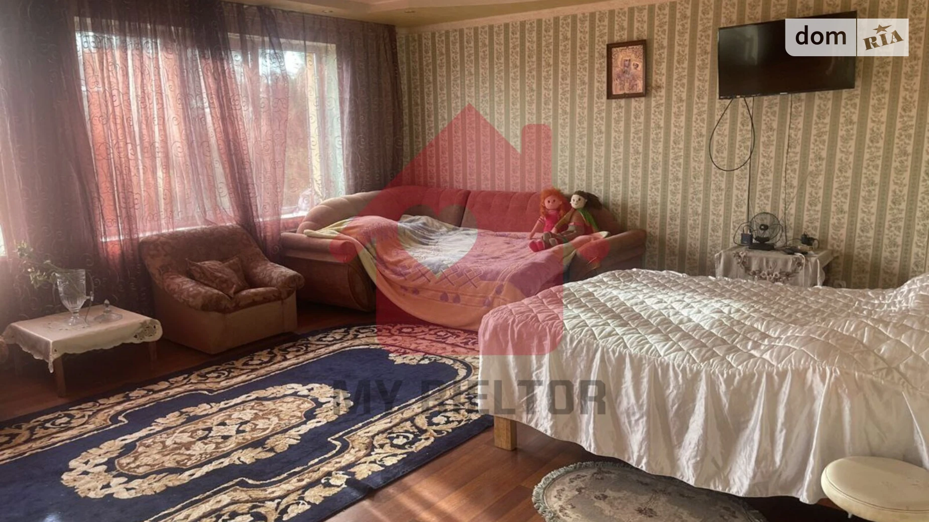 Продается дом на 3 этажа 428 кв. м с бассейном, цена: 525000 € - фото 4