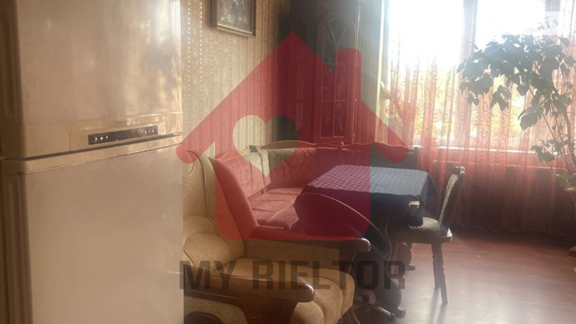 Продается дом на 3 этажа 428 кв. м с бассейном, цена: 525000 € - фото 5