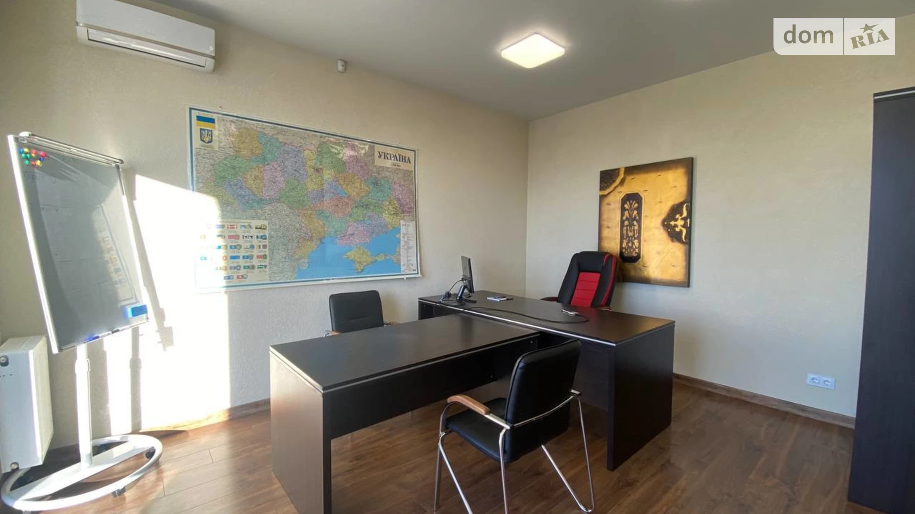 Сдается в аренду офис 169 кв. м в бизнес-центре, цена: 1500 $ - фото 2