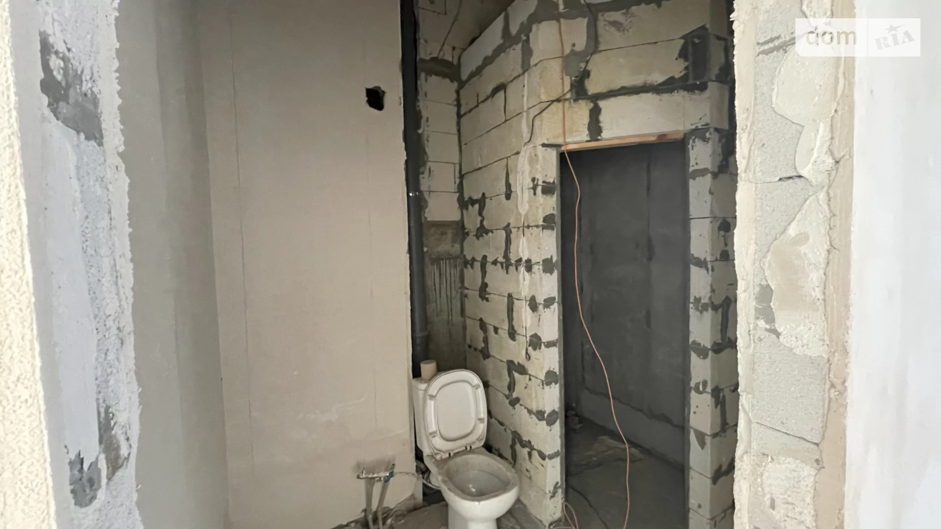 Продается 2-комнатная квартира 70 кв. м в Броварах, ул. Героев Крут - фото 5