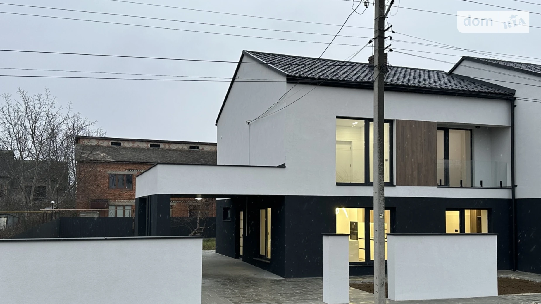 Продается дом на 2 этажа 160 кв. м с камином, цена: 130000 € - фото 2