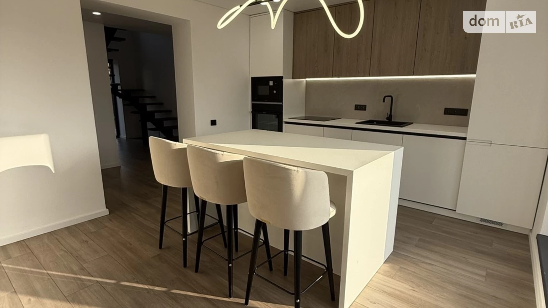 Продається будинок 2 поверховий 160 кв. м з терасою, цена: 140000 € - фото 4
