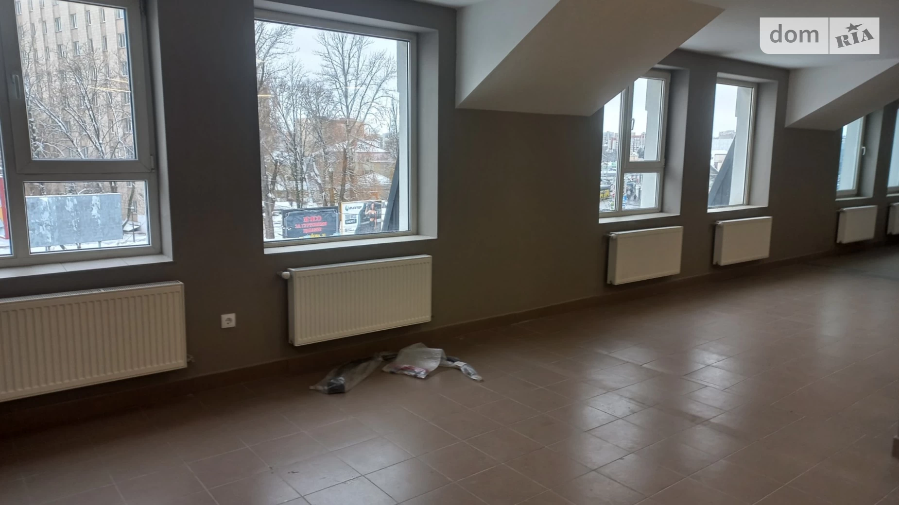 Здається в оренду приміщення вільного призначення 330 кв. м в 4-поверховій будівлі, цена: 65000 грн - фото 2