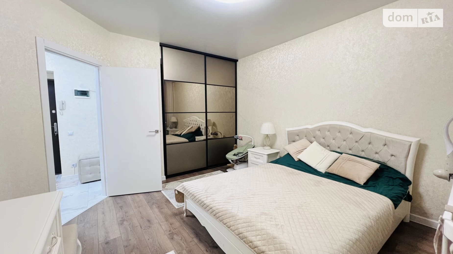 Продается 1-комнатная квартира 42.5 кв. м в Хмельницком, ул. Кармелюка, 3/3 - фото 2