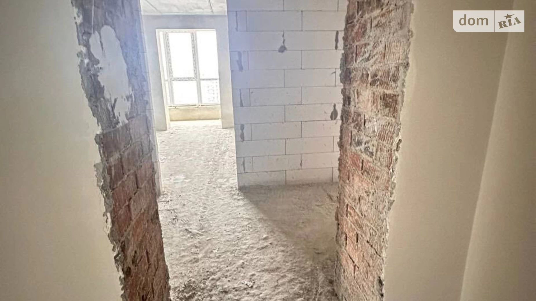 Продается 3-комнатная квартира 89.7 кв. м в Ивано-Франковске, ул. Физкультурная, 14 - фото 2