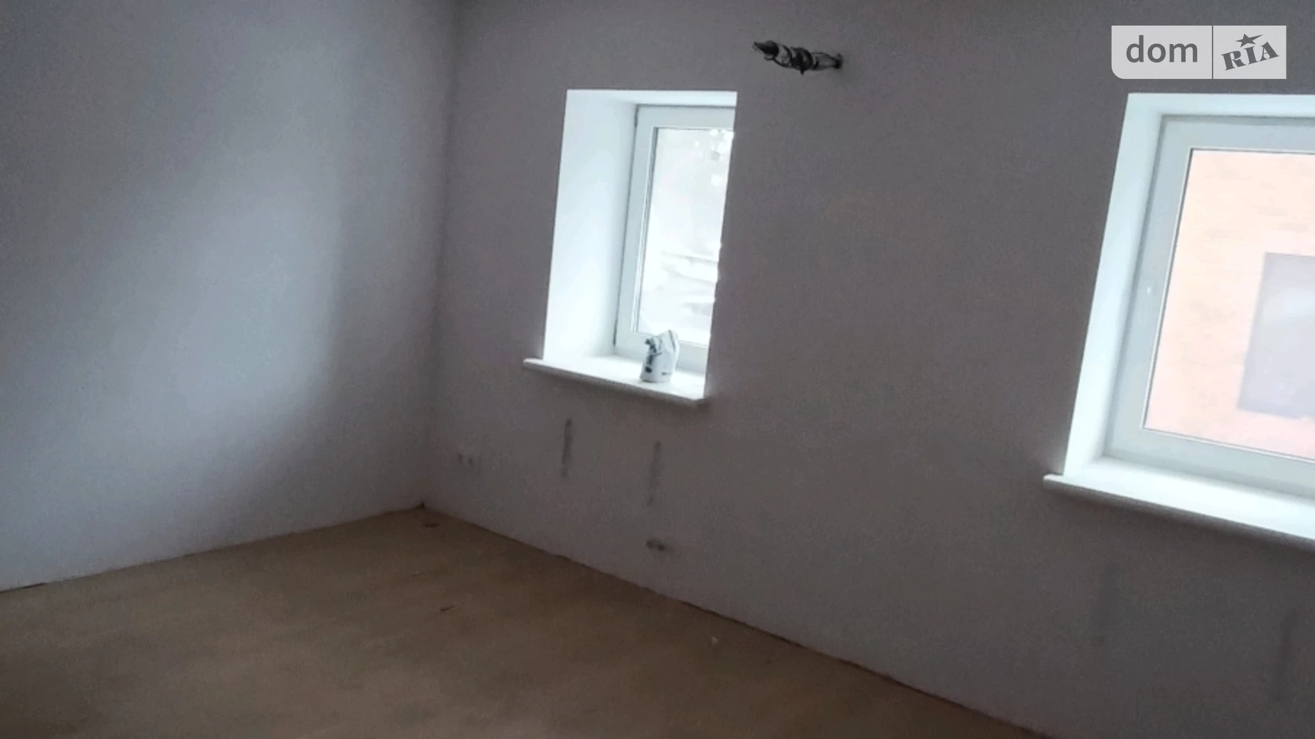 Продается дом на 2 этажа 90 кв. м с бассейном, цена: 95000 $ - фото 3