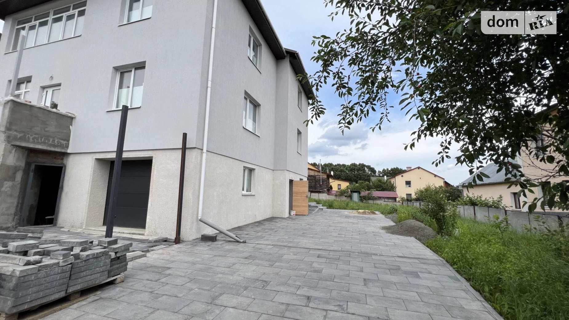 Продается дом на 2 этажа 298.7 кв. м с беседкой, цена: 290000 $ - фото 3