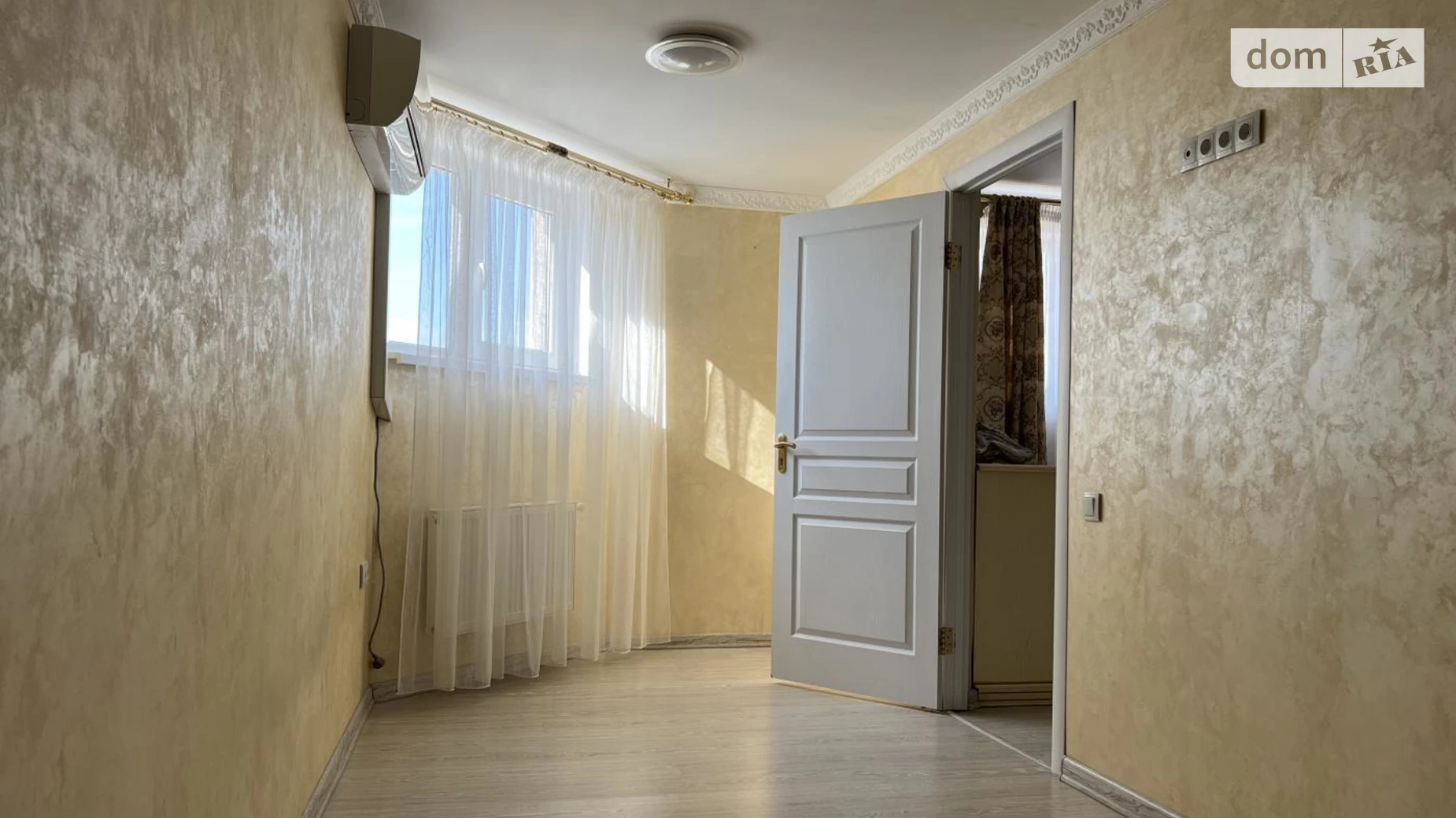 Продається 2-кімнатна квартира 92.1 кв. м у Львові, вул. Лінкольна Авраама, 6 - фото 4